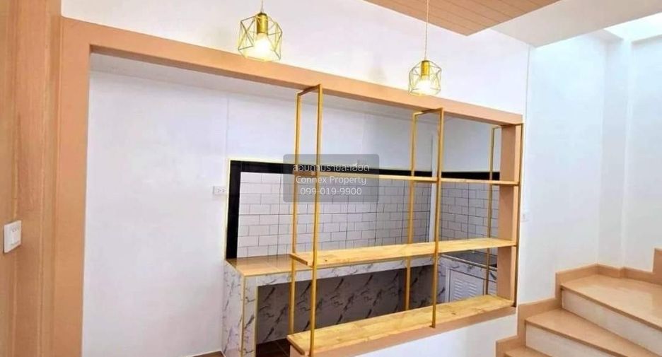 À vendre 3 chambres maison de ville à Bang Bua Thong, Nonthaburi