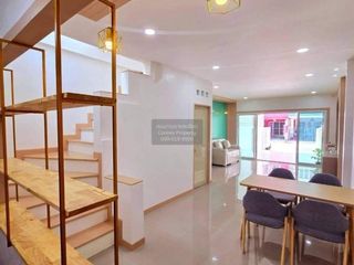 À vendre 3 chambres maison de ville à Bang Bua Thong, Nonthaburi