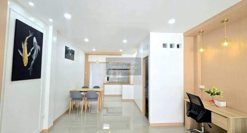 À vendre 3 chambres maison de ville à Bang Bua Thong, Nonthaburi