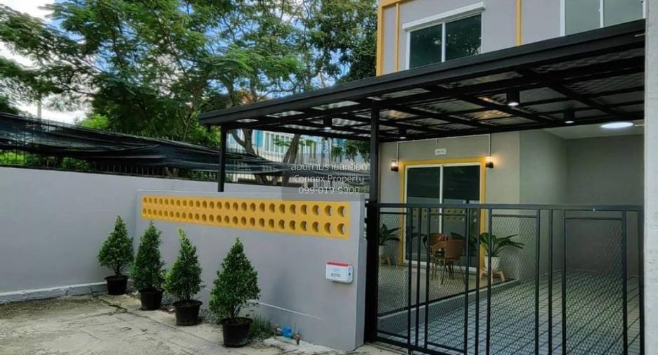À vendre 3 chambres maison de ville à Bang Bua Thong, Nonthaburi
