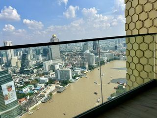 For sale 3 bedrooms condo in Khlong San, Bangkok