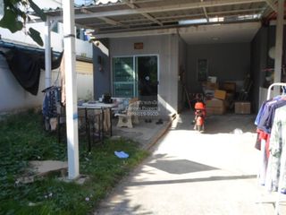 出售 3 卧室 联排别墅 在 Lat Krabang, 曼谷