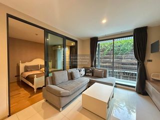 For sale 1 Beds condo in Phra Khanong, Bangkok