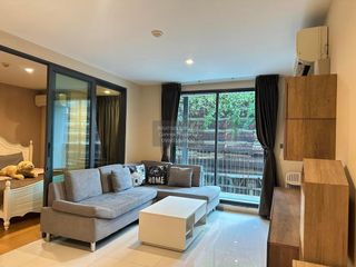 For sale 1 Beds condo in Phra Khanong, Bangkok