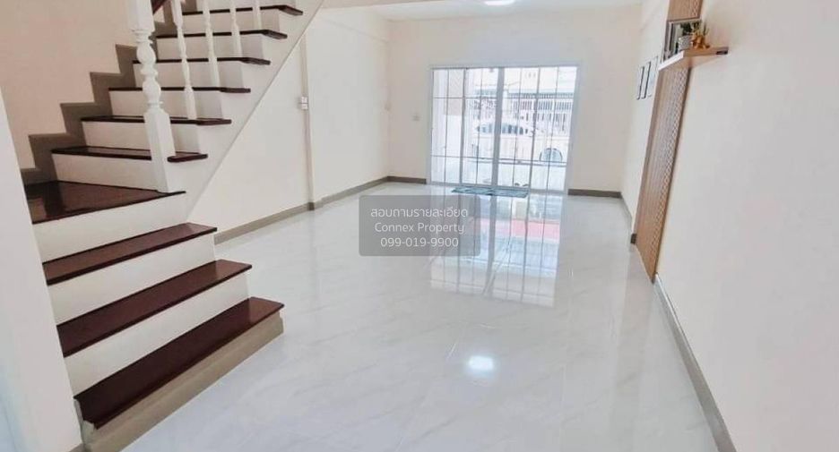 Reihenhaus zum Kauf mit 3 Zimmer in Bang Yai, Nonthaburi