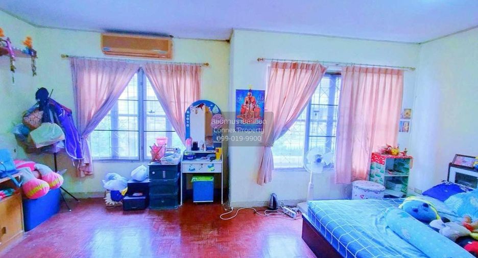 出售 3 卧室 联排别墅 在 Bang Phli, Samut Prakan