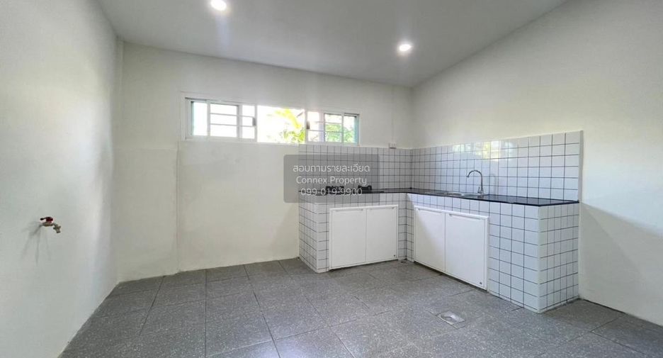 出售 3 卧室 联排别墅 在 Lam Luk Ka, Pathum Thani