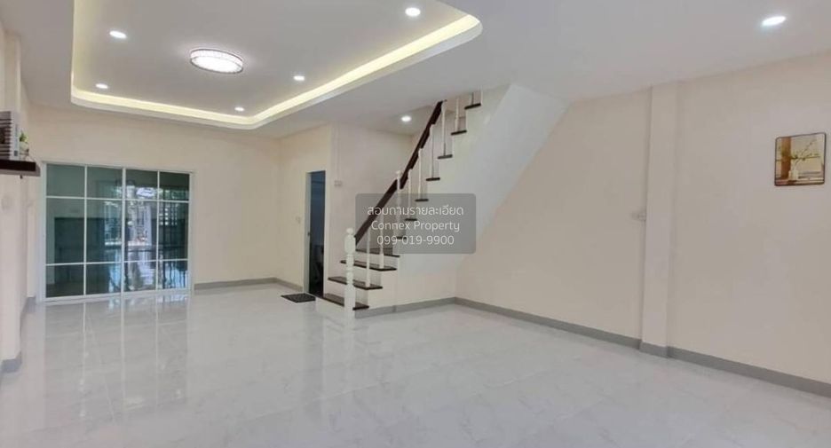 À vendre 3 chambres maison de ville à Bang Bua Thong, Nonthaburi