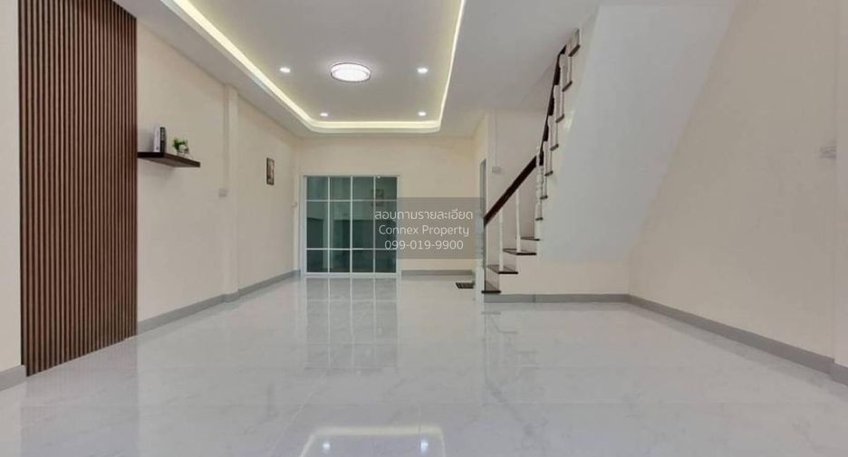 À vendre 3 chambres maison de ville à Bang Bua Thong, Nonthaburi