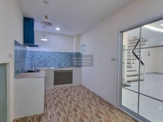 À vendre 3 chambres maison de ville à Bang Bua Thong, Nonthaburi