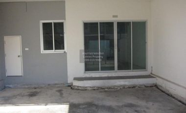 出售 3 卧室 联排别墅 在 Lat Krabang, 曼谷