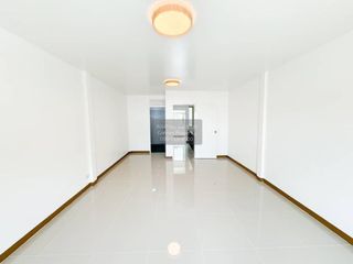 出售 3 卧室 联排别墅 在 Sai Noi, Nonthaburi