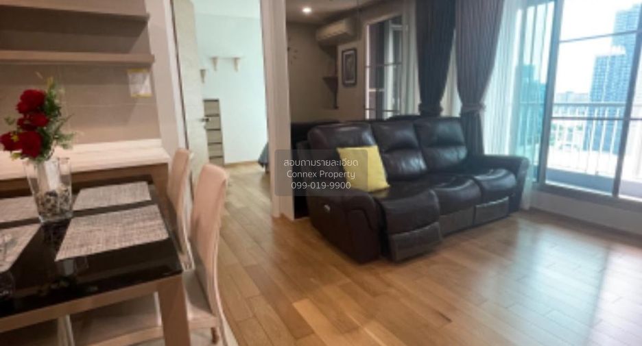 For sale 2 ベッドルーム condo in Phra Khanong, Bangkok