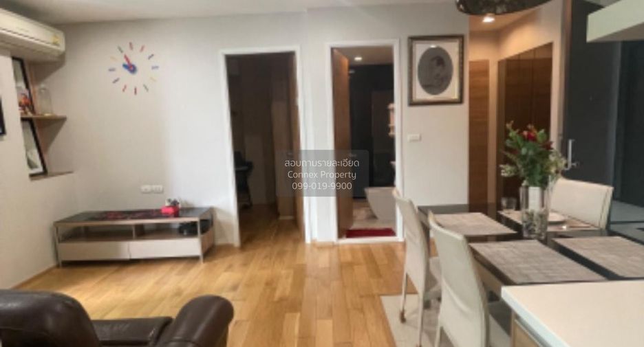 For sale 2 ベッドルーム condo in Phra Khanong, Bangkok