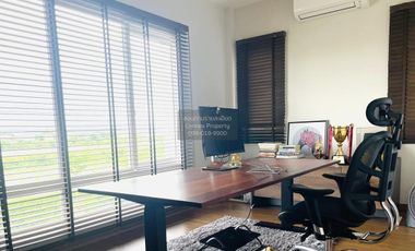 Casa en venta de 4 habitaciones en Lat Krabang, Bangkok