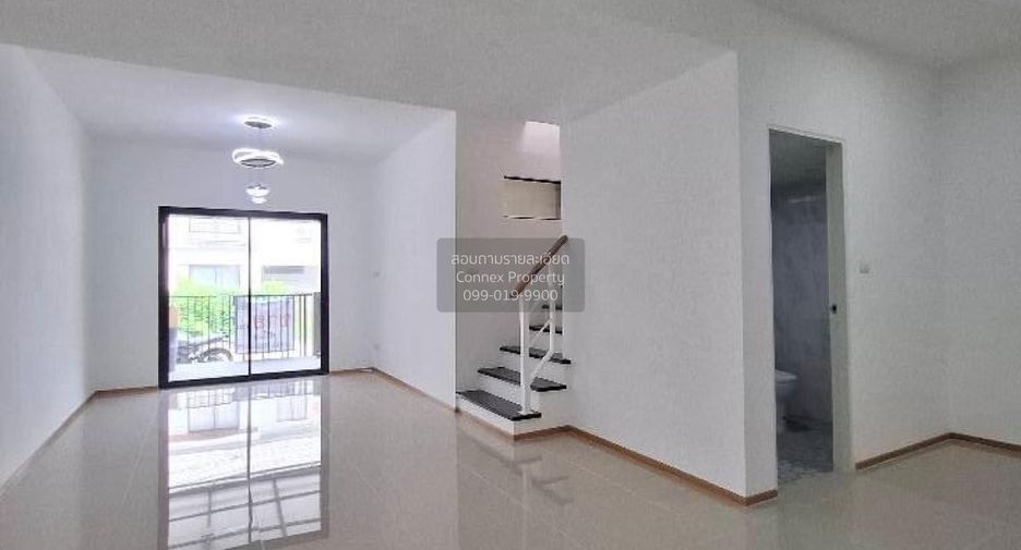 Reihenhaus zum Kauf mit 3 Zimmer in Bang Yai, Nonthaburi
