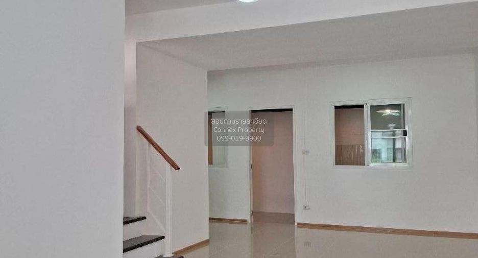 Reihenhaus zum Kauf mit 3 Zimmer in Bang Yai, Nonthaburi