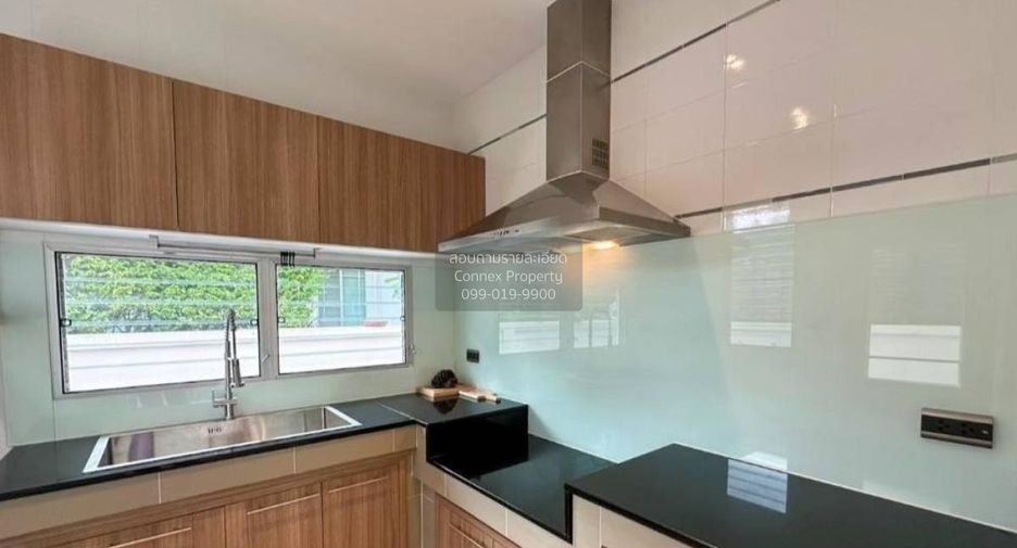 Casa en venta de 3 habitaciones en Mueang Samut Prakan, Samut Prakan