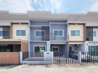 Casa adosada en venta de 4 habitaciones en Bang Bua Thong, Nonthaburi