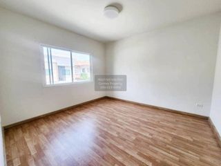 Casa adosada en venta de 4 habitaciones en Bang Bua Thong, Nonthaburi