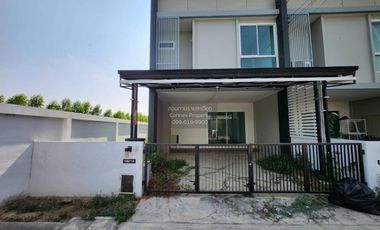 出售 3 卧室 联排别墅 在 Sai Noi, Nonthaburi