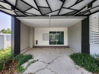 出售 3 卧室 联排别墅 在 Sai Noi, Nonthaburi