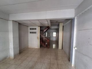 Casa adosada en venta de 2 habitaciones en Khan Na Yao, Bangkok