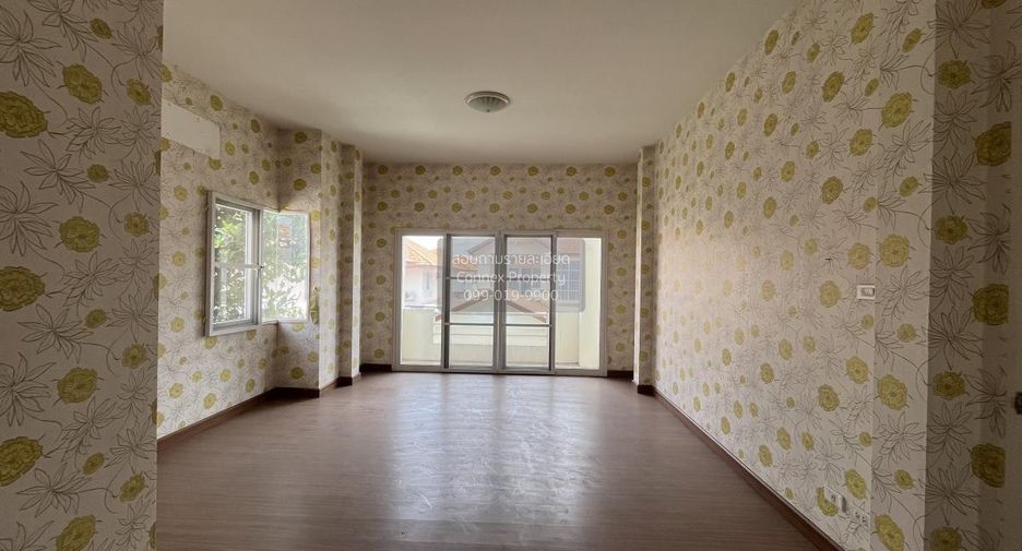 For sale 3 bedrooms house in Lam Luk Ka, Pathum Thani