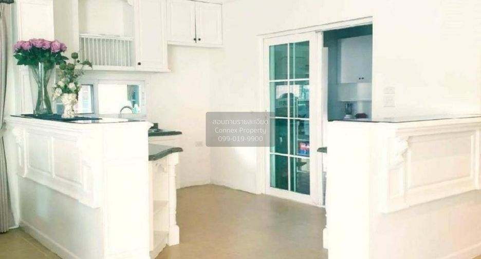 For sale 5 bedrooms house in Prawet, Bangkok