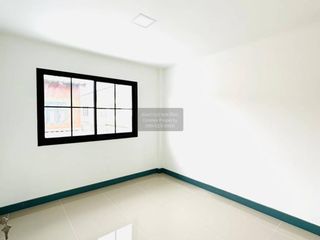 出售 2 卧室 联排别墅 在 Sai Noi, Nonthaburi