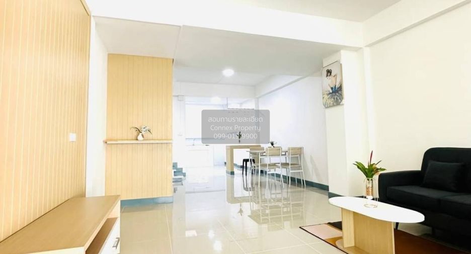 出售 2 卧室 联排别墅 在 Sai Noi, Nonthaburi