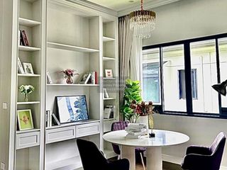Casa en venta de 4 habitaciones en Bang Kapi, Bangkok