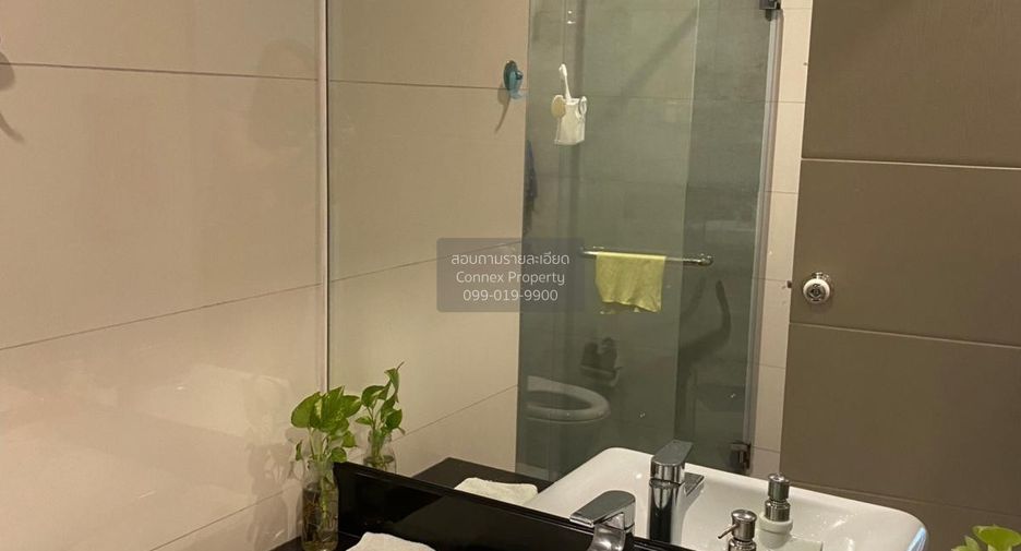 Продажа 2 спальни кондо в Ратчатхещи, Бангкок