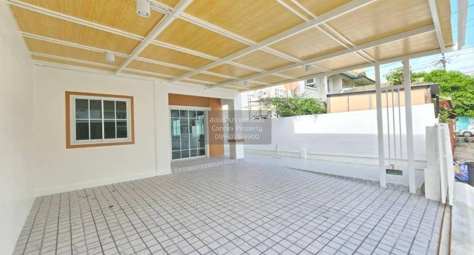 Reihenhaus zum Kauf mit 5 Zimmer in Bang Yai, Nonthaburi