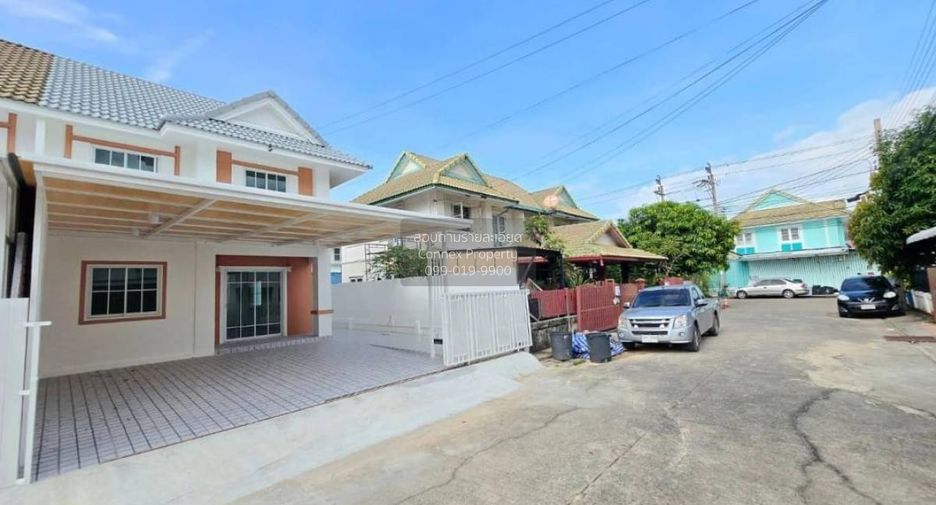 Reihenhaus zum Kauf mit 5 Zimmer in Bang Yai, Nonthaburi