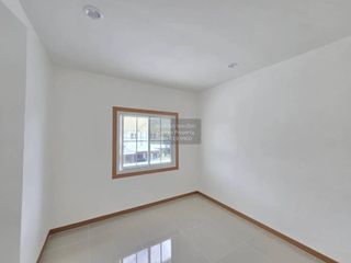 Reihenhaus zum Kauf mit 5 Zimmer in Bang Yai, Nonthaburi