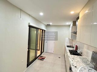 出售 3 卧室 联排别墅 在 Suan Luang, 曼谷