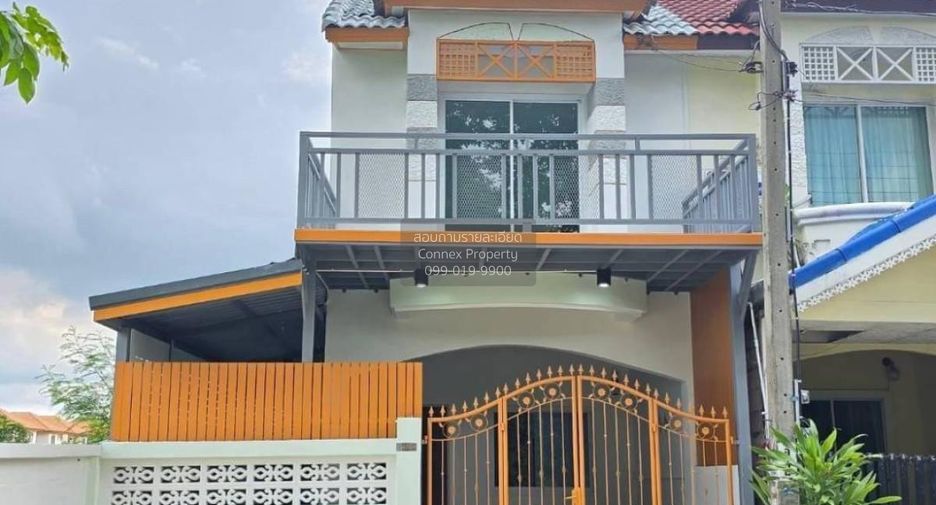 出售 3 卧室 联排别墅 在 Sai Noi, Nonthaburi