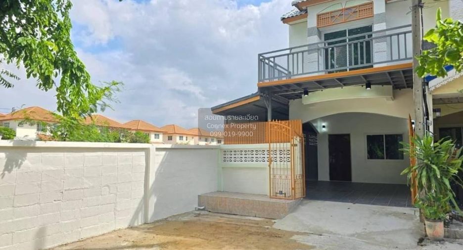 出售 3 卧室 联排别墅 在 Sai Noi, Nonthaburi