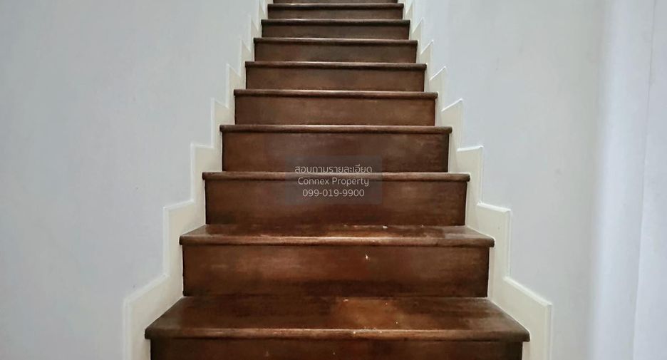 For sale 3 ベッドルーム townhouse in Bang Khen, Bangkok