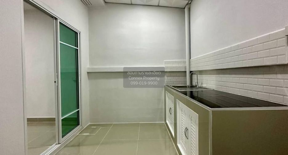 À vendre 2 chambres maison de ville à Bang Bua Thong, Nonthaburi