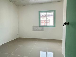 出售 3 卧室 联排别墅 在 Sai Noi, Nonthaburi