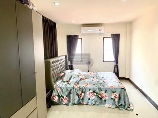 Haus zum Kauf mit 3 Zimmer in Khan Na Yao, Bangkok