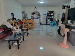 À vendre 3 chambres maison de ville à Bang Bua Thong, Nonthaburi
