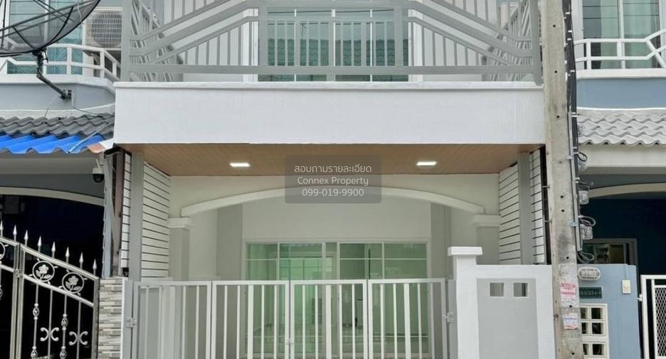 À vendre 3 chambres maison de ville à Bang Bua Thong, Nonthaburi
