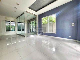 出售 5 卧室 独立屋 在 Taling Chan, 曼谷