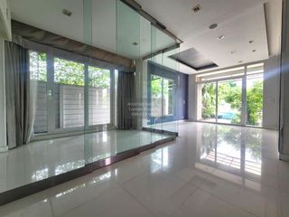出售 5 卧室 独立屋 在 Taling Chan, 曼谷
