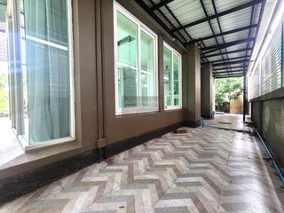 出售 5 卧室 独立屋 在 Taling Chan, 曼谷