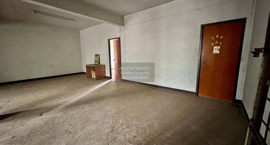 Продажа 3 спальни торговое помещение в Wang Thong, Пхитсанулок