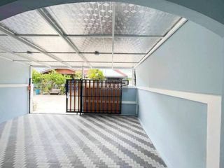 出售 3 卧室 联排别墅 在 Sai Noi, Nonthaburi